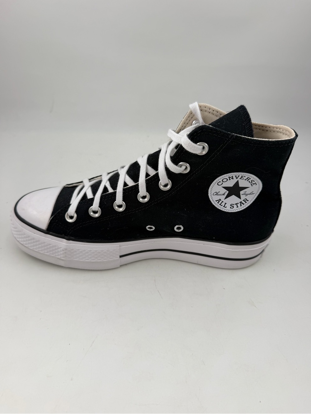 NEW! Converse Women’s CTAS Hi Top Lift Platform -SZ 8- Black Canvas Shoe Sneaker